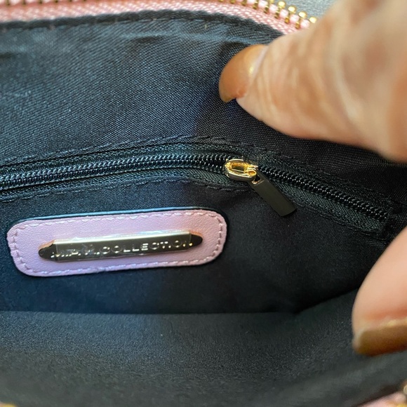 Pink tote bag and wristlet MKF mia collection 2 pc.